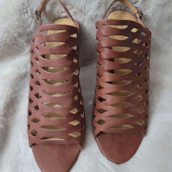 Nine West 3 1/2" Heel Sandal - Picture 2 of 3